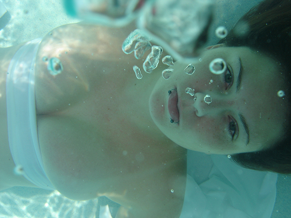 Underwater_10_by_TheRedBamboosm.